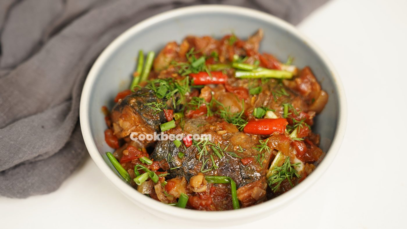 Cách làm cá nục kho cà chua